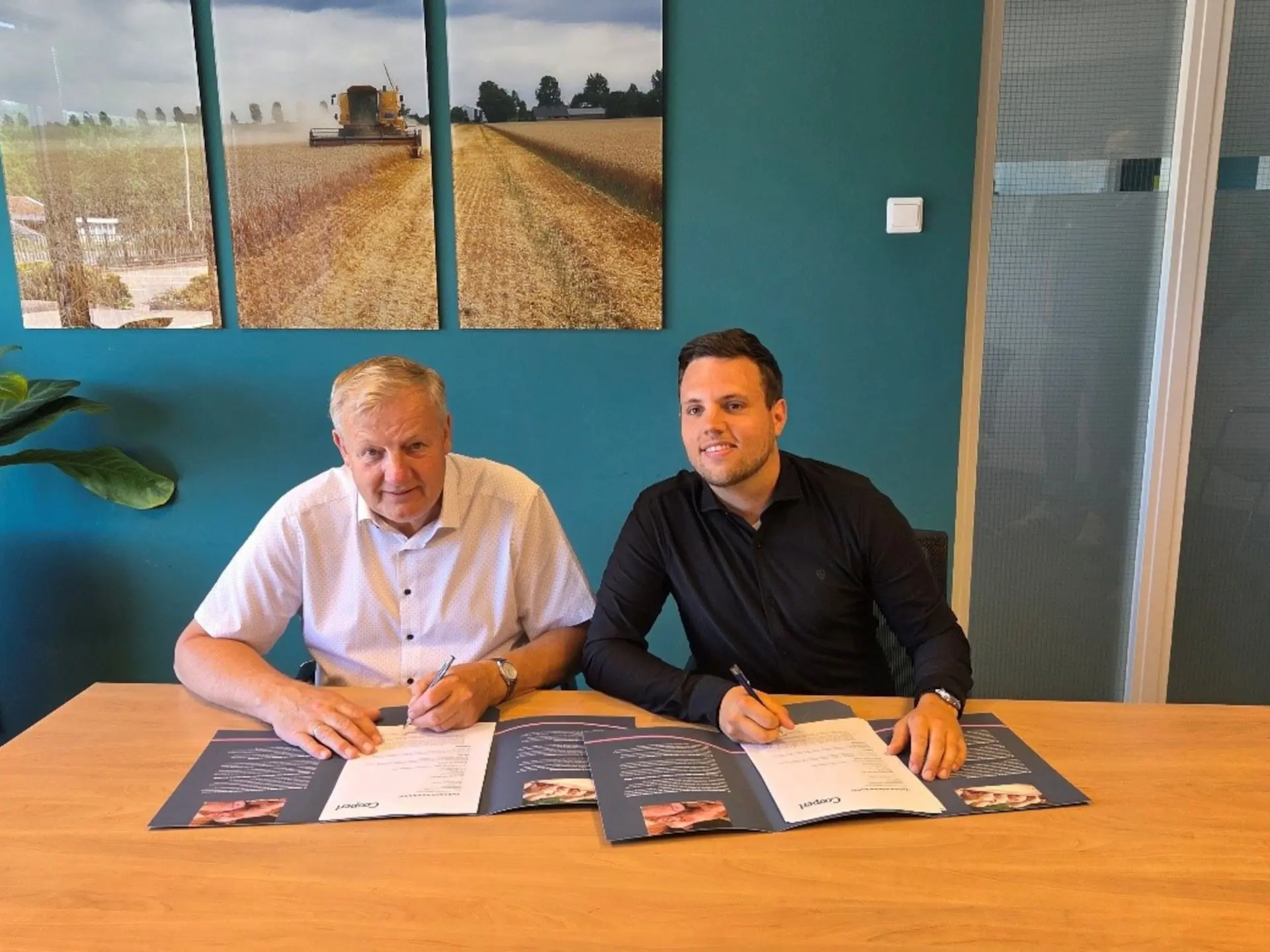 Ondertekening silomonitoring AR en Cooperl