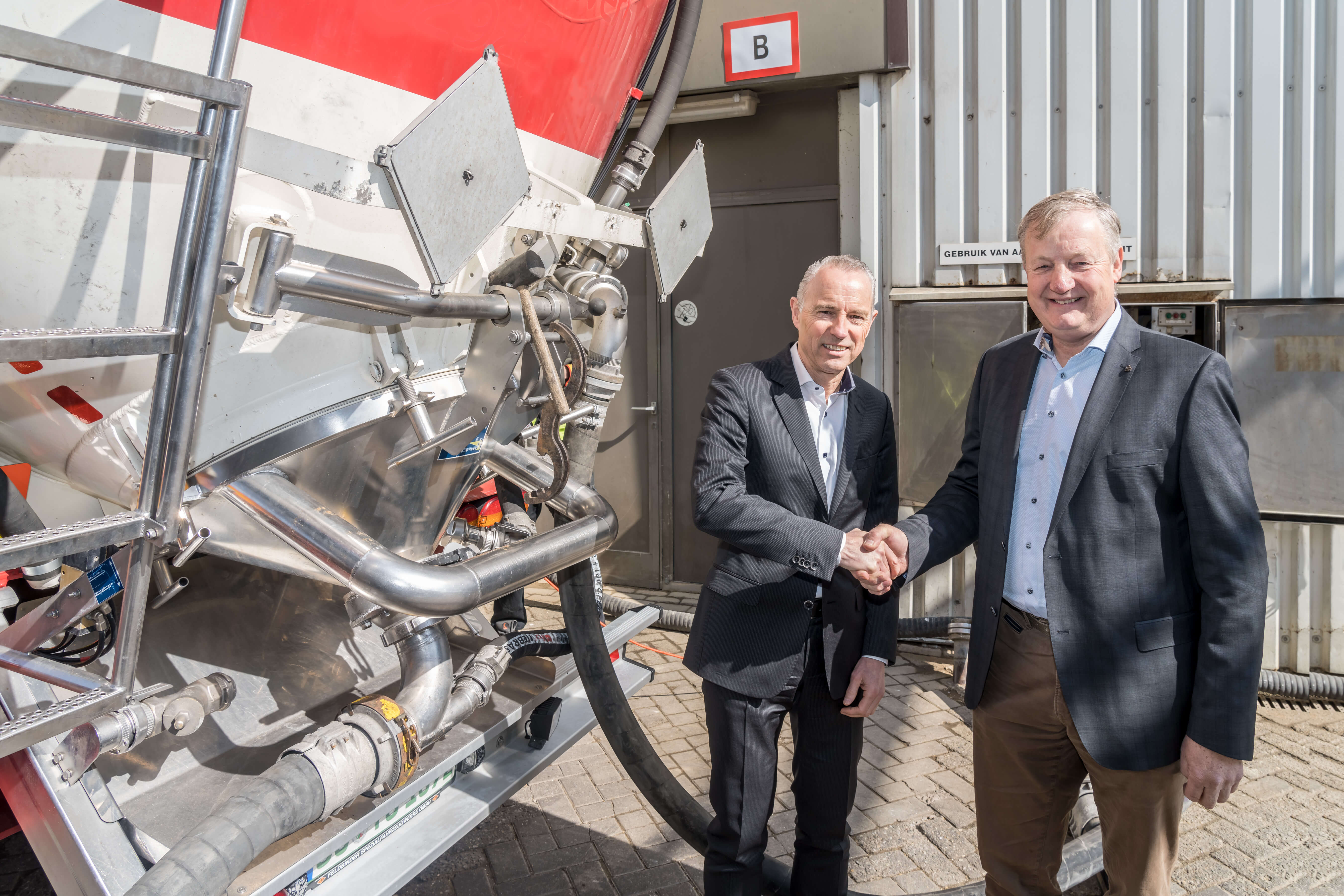 1E Levering verwerkt dierlijk eiwit Van Sonac aan AgruniekRijnvallei