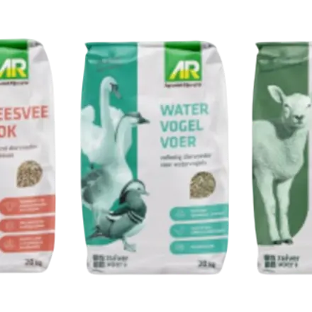 Zeven erfdiervoeders in nieuwe zak