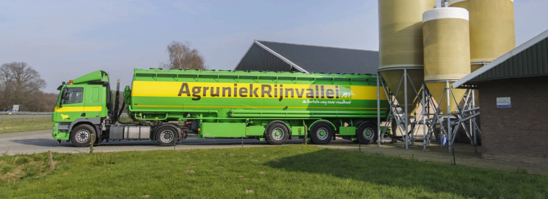 Bulkwagen met silo's