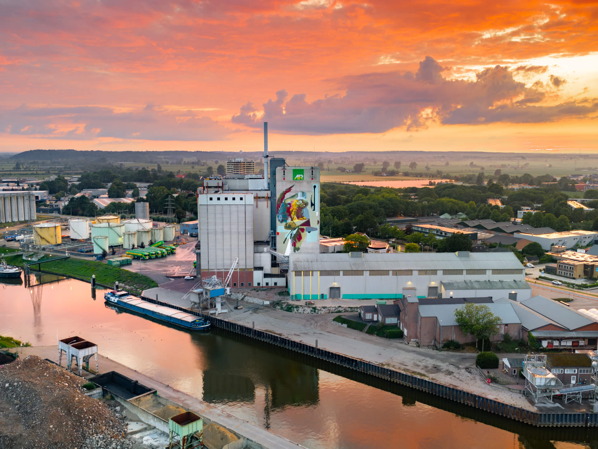 Dronefoto vestiging AgruniekRijnvallei in Wageningen (Dronefotograaf Wageningen)