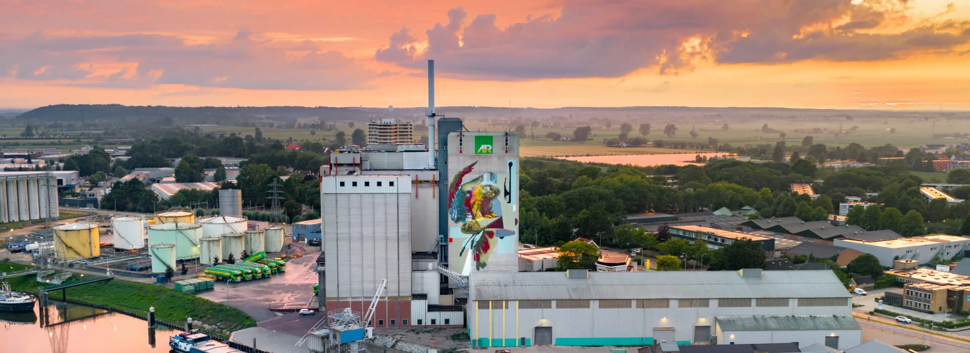 Dronefoto vestiging AgruniekRijnvallei in Wageningen (Dronefotograaf Wageningen)